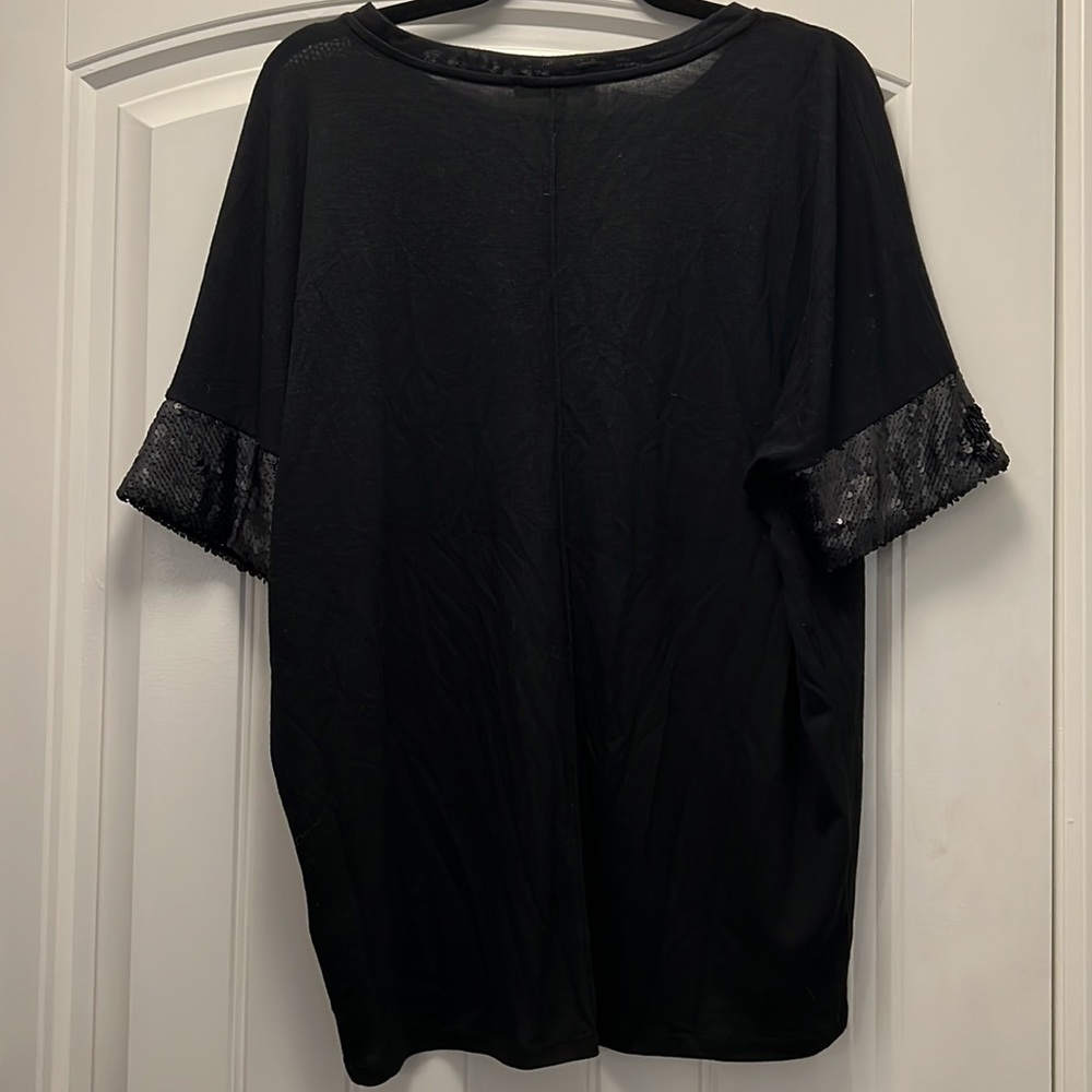 Women’s Cable and‎ Gauge Short Sleeved Black Tunic Top - Picture 6 of 6